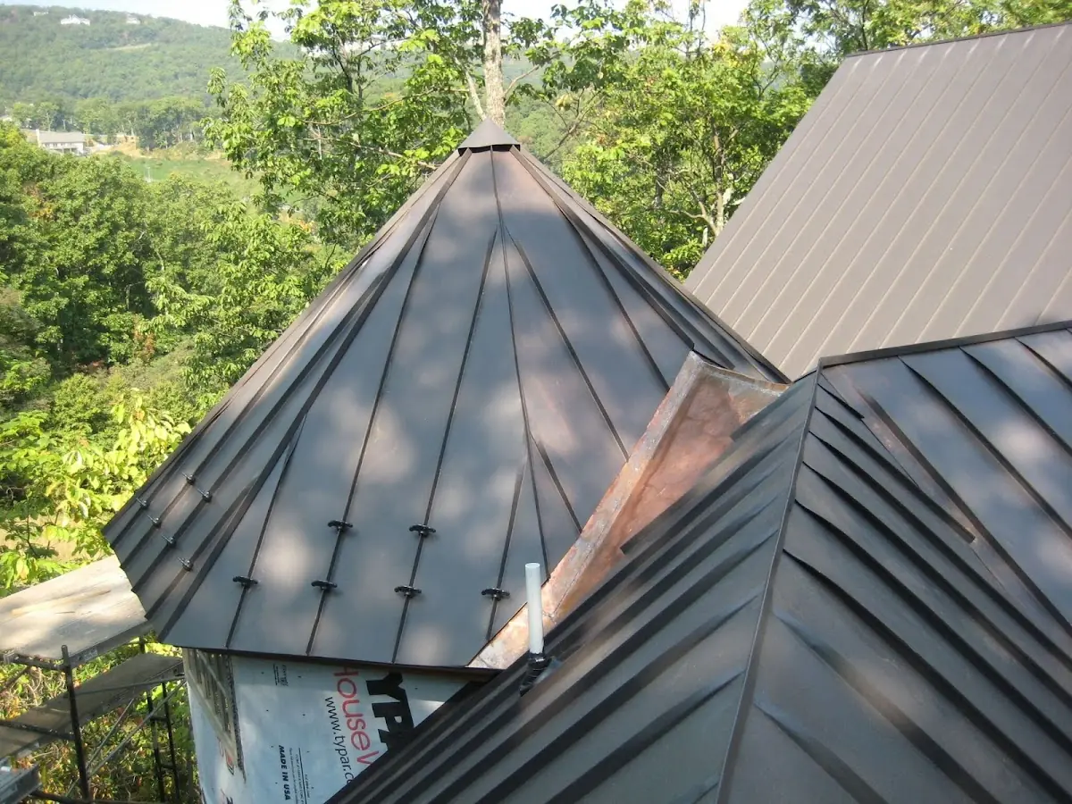 Professional Gutter Cleaning by Craftsman Roofing in Italy